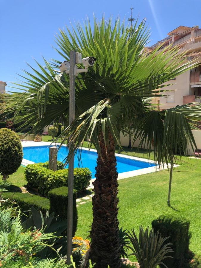 Bonita Y Moderna Habitacion A 300M De La Playa Lägenhet Benalmádena Exteriör bild