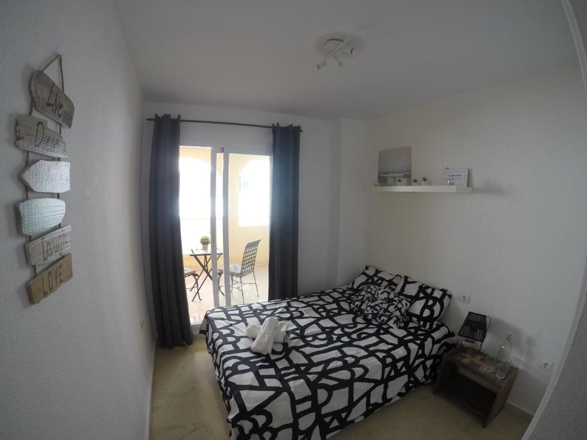 Bonita Y Moderna Habitacion A 300M De La Playa Lägenhet Benalmádena Exteriör bild